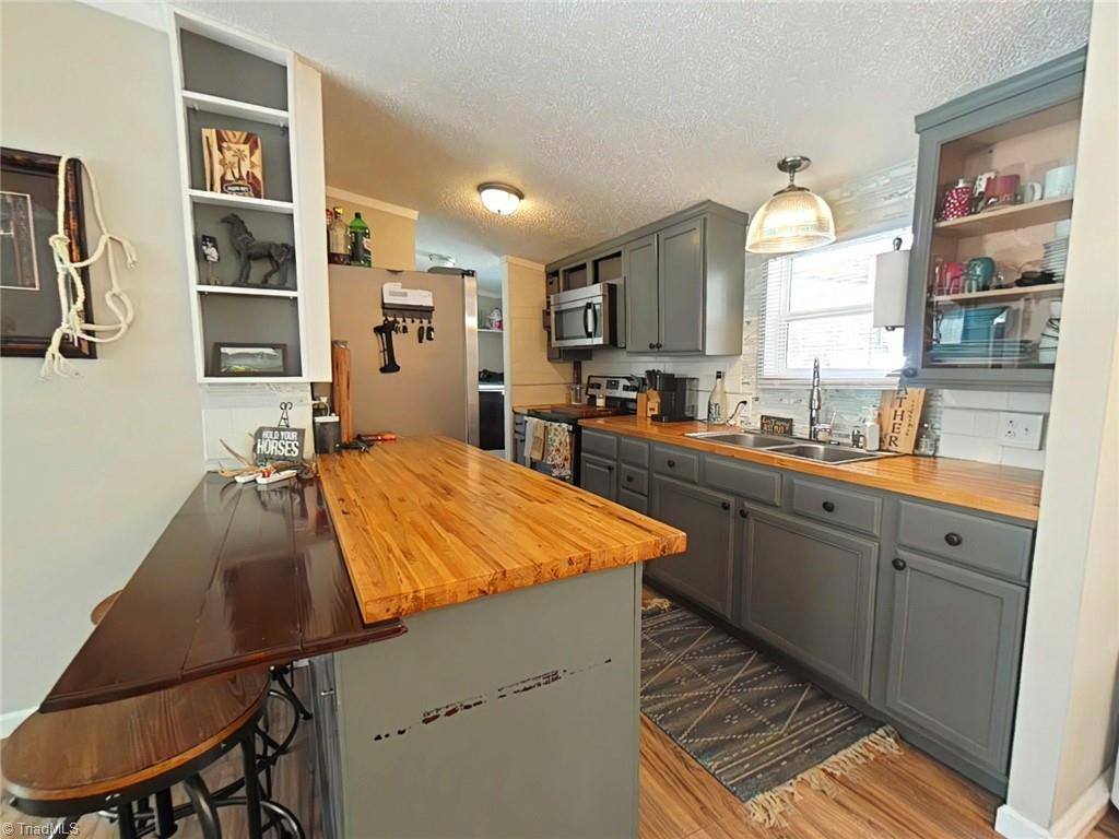 4766 Kennedy Road, Trinity, NC 27370