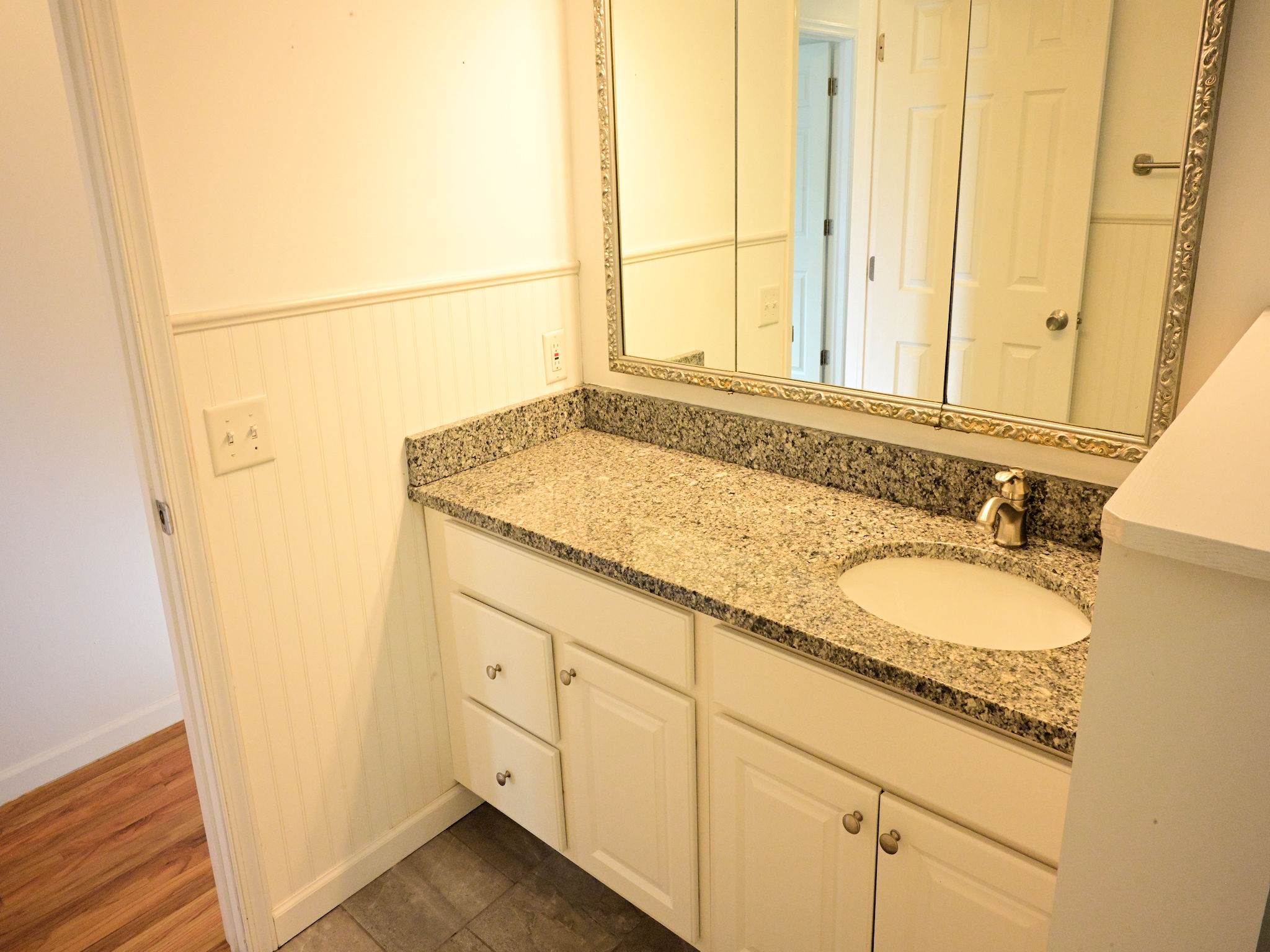 421 Pleasantview Ave, Syracuse, NY 13208