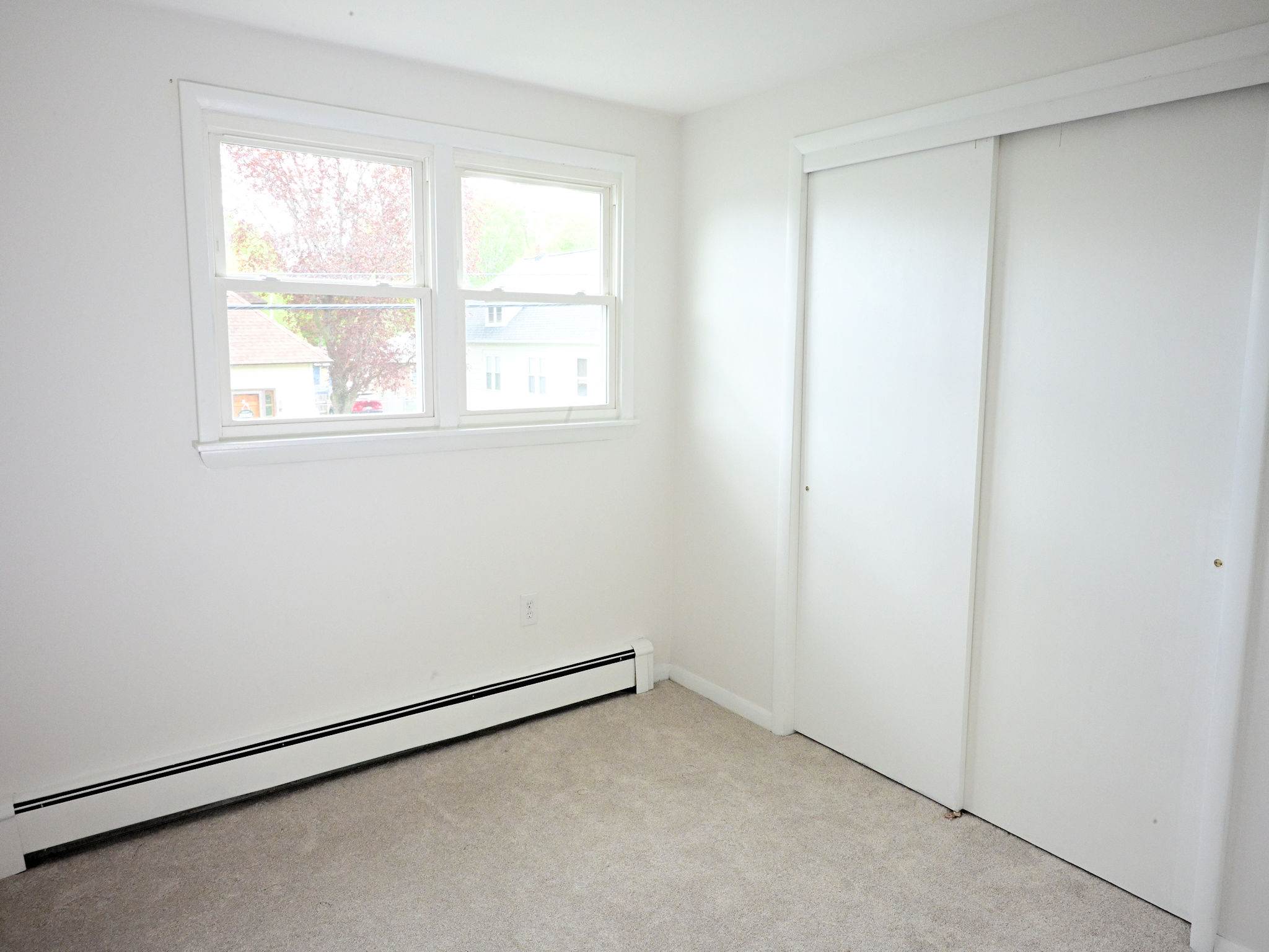 421 Pleasantview Ave, Syracuse, NY 13208