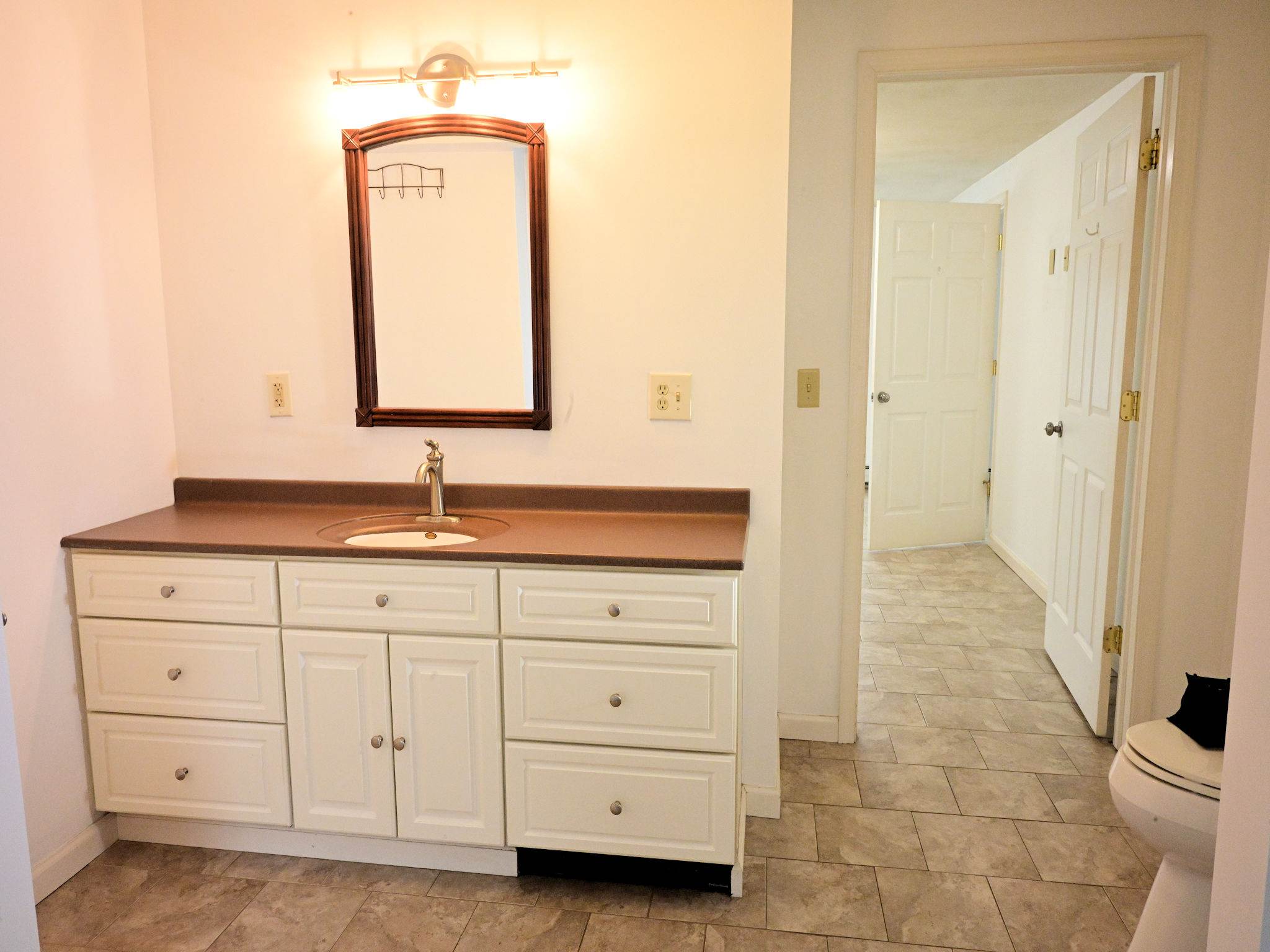 421 Pleasantview Ave, Syracuse, NY 13208