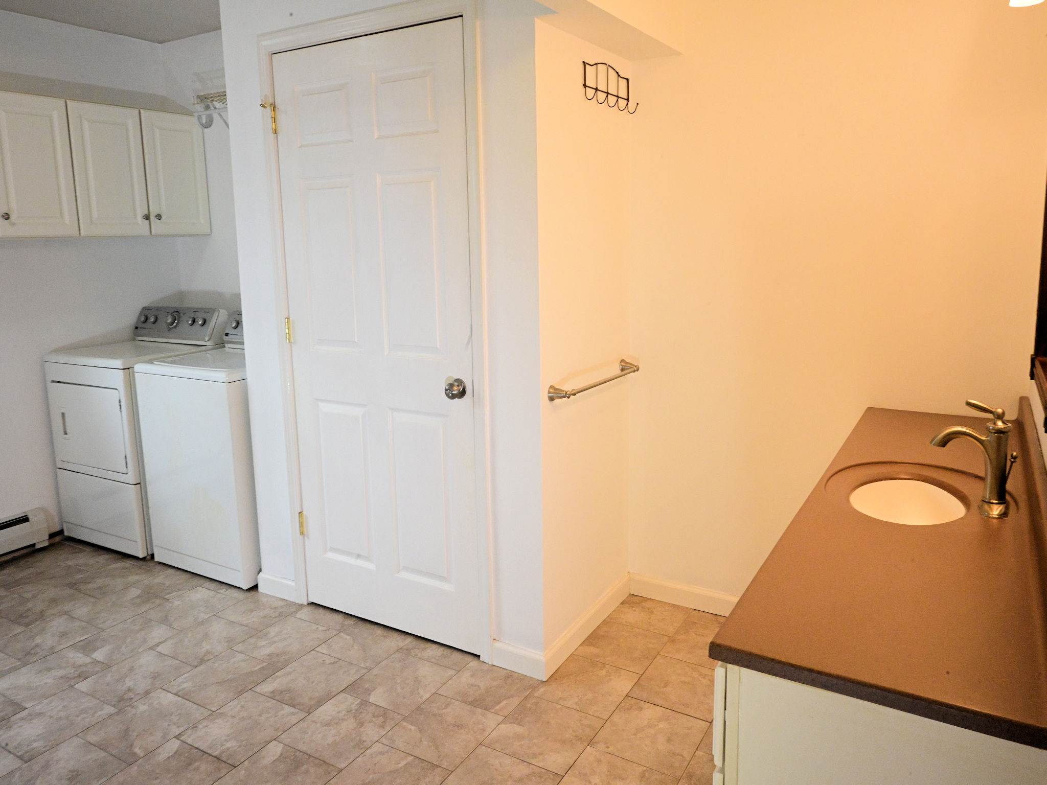 421 Pleasantview Ave, Syracuse, NY 13208