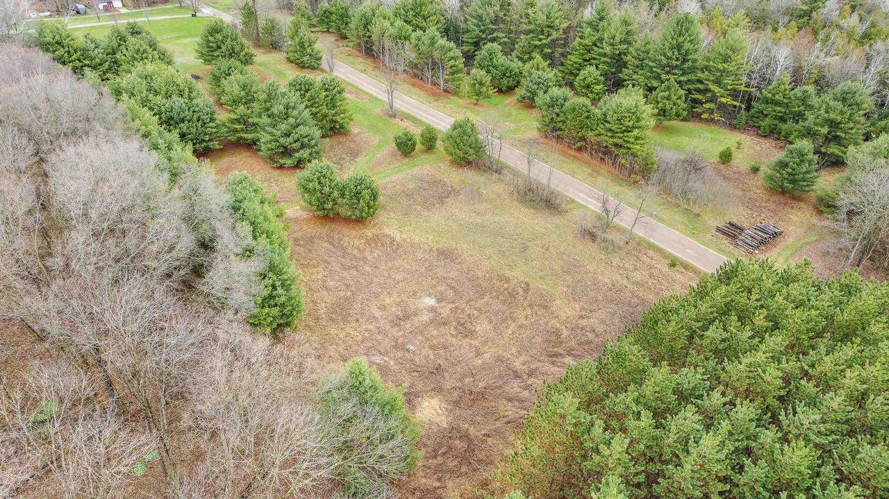 2720 Linden Road, Rosholt, WI 54473