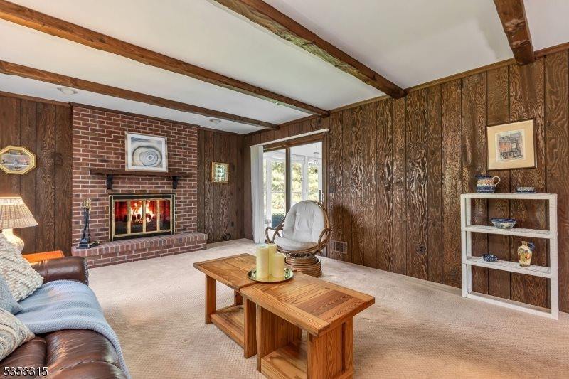 47 Fenview Rd, Long Hill Township, NJ 07933