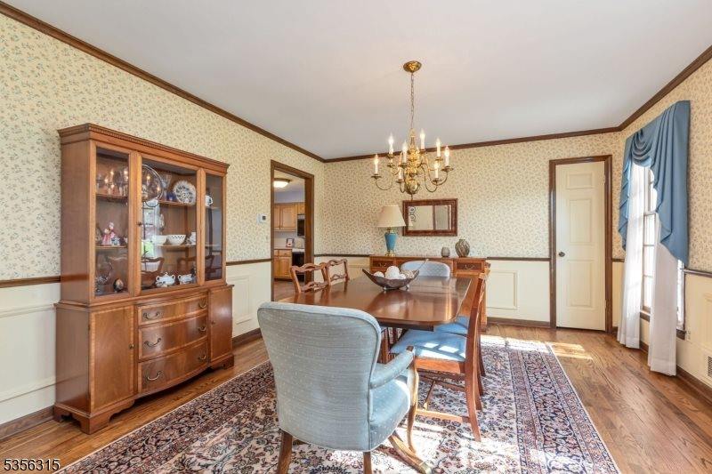 47 Fenview Rd, Long Hill Township, NJ 07933