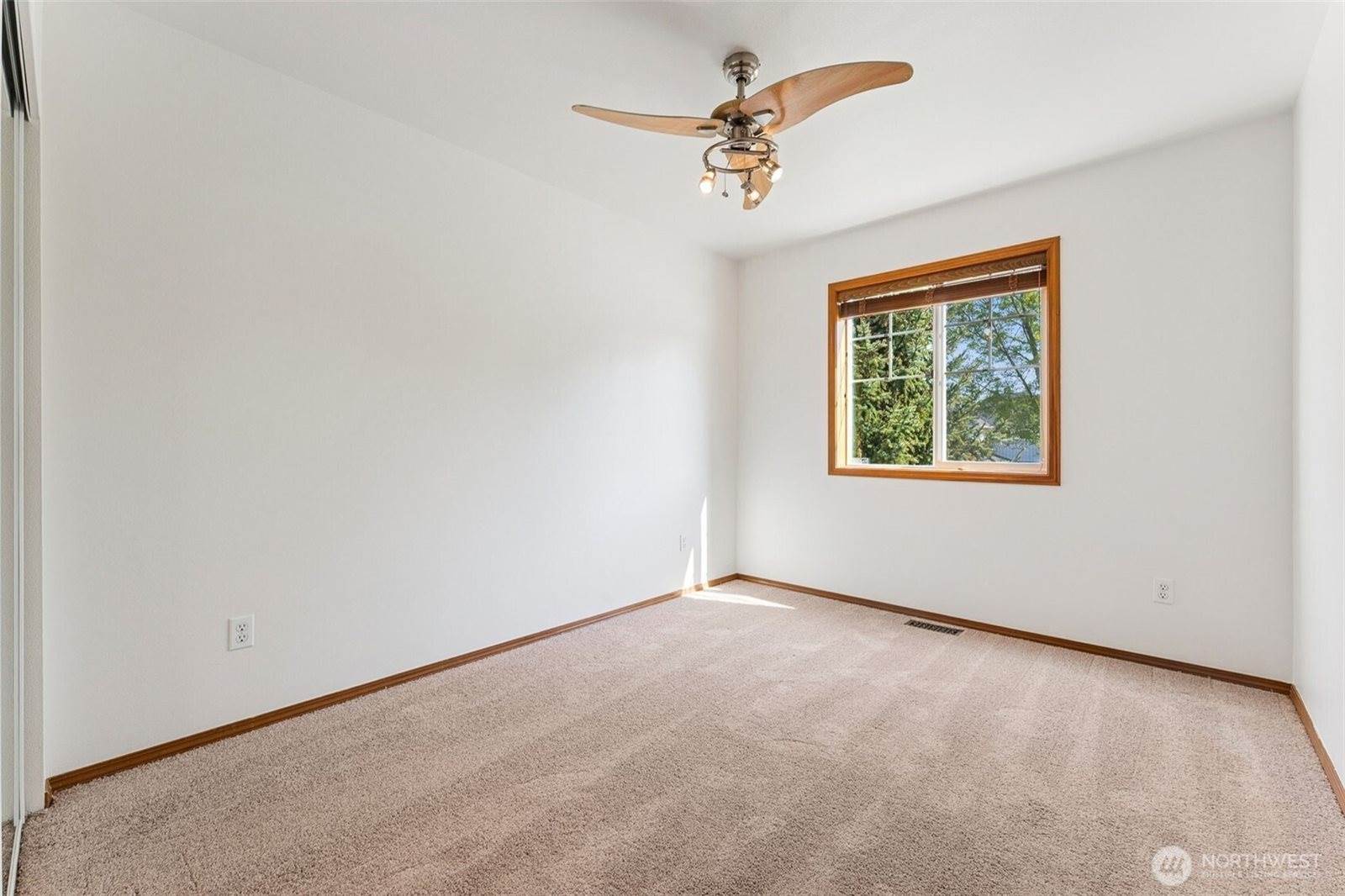 3191 Brown Loop, Dupont, WA 98327