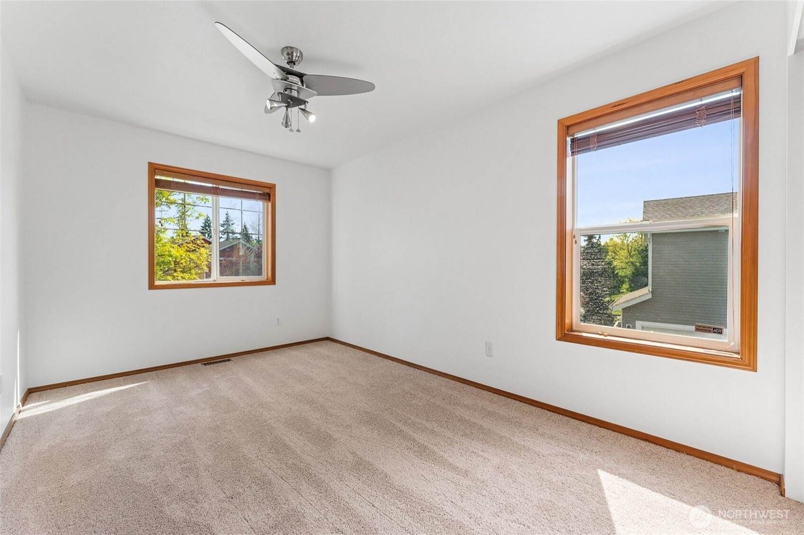 3191 Brown Loop, Dupont, WA 98327