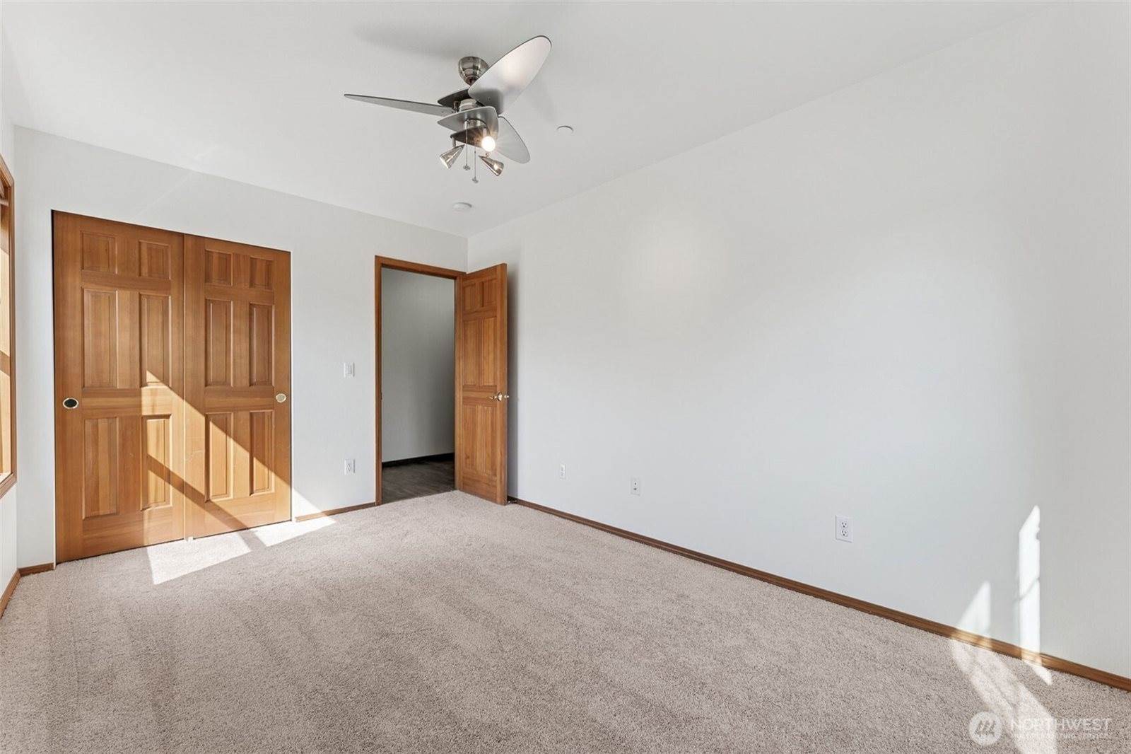 3191 Brown Loop, Dupont, WA 98327