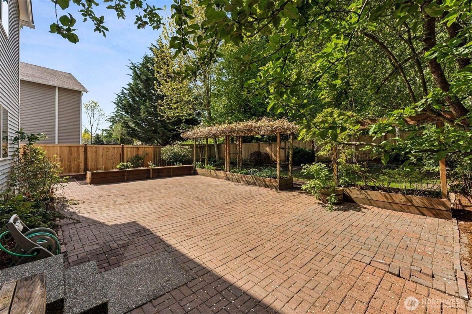 3191 Brown Loop, Dupont, WA 98327