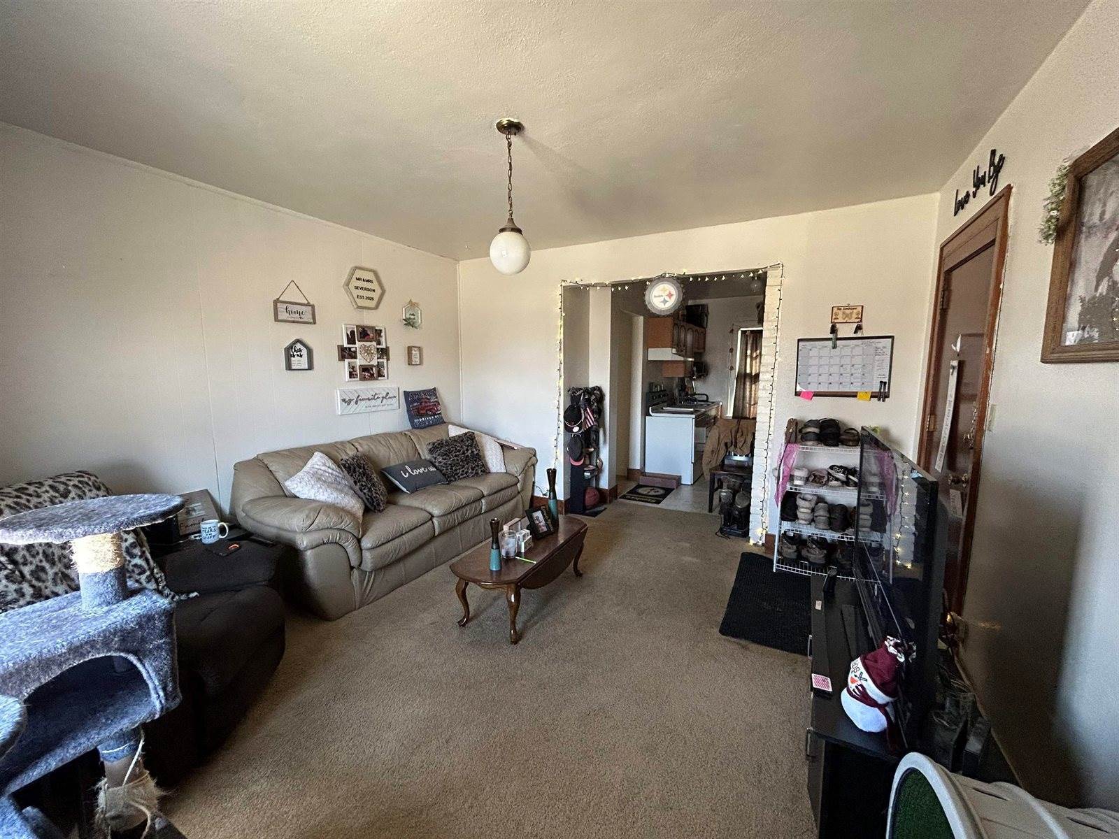 1002 Burdick Expressway E, Minot, ND 58701