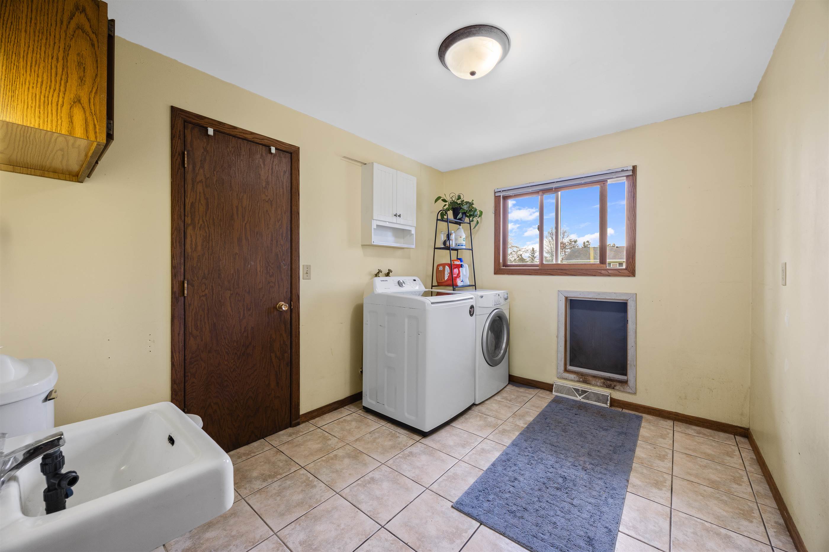 215 Wake Island Drive, Amherst, WI 54406