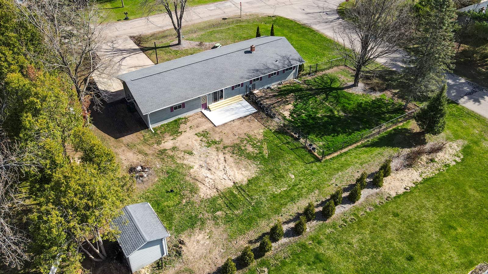 215 Wake Island Drive, Amherst, WI 54406