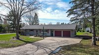 215 Wake Island Drive, Amherst, WI 54406
