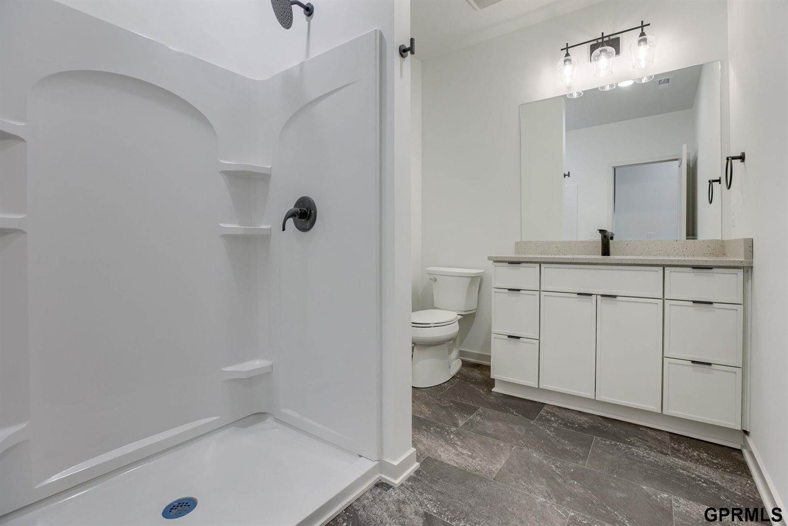 20139 S Street, Omaha, NE 68135