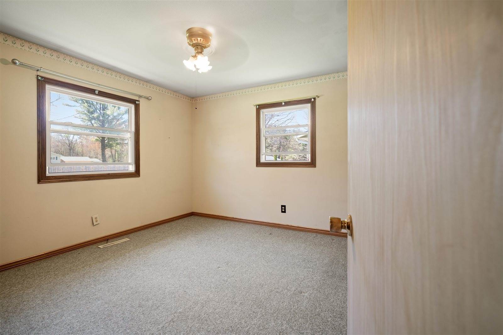 5511 Auburn Avenue, Wisconsin Rapids, WI 54494