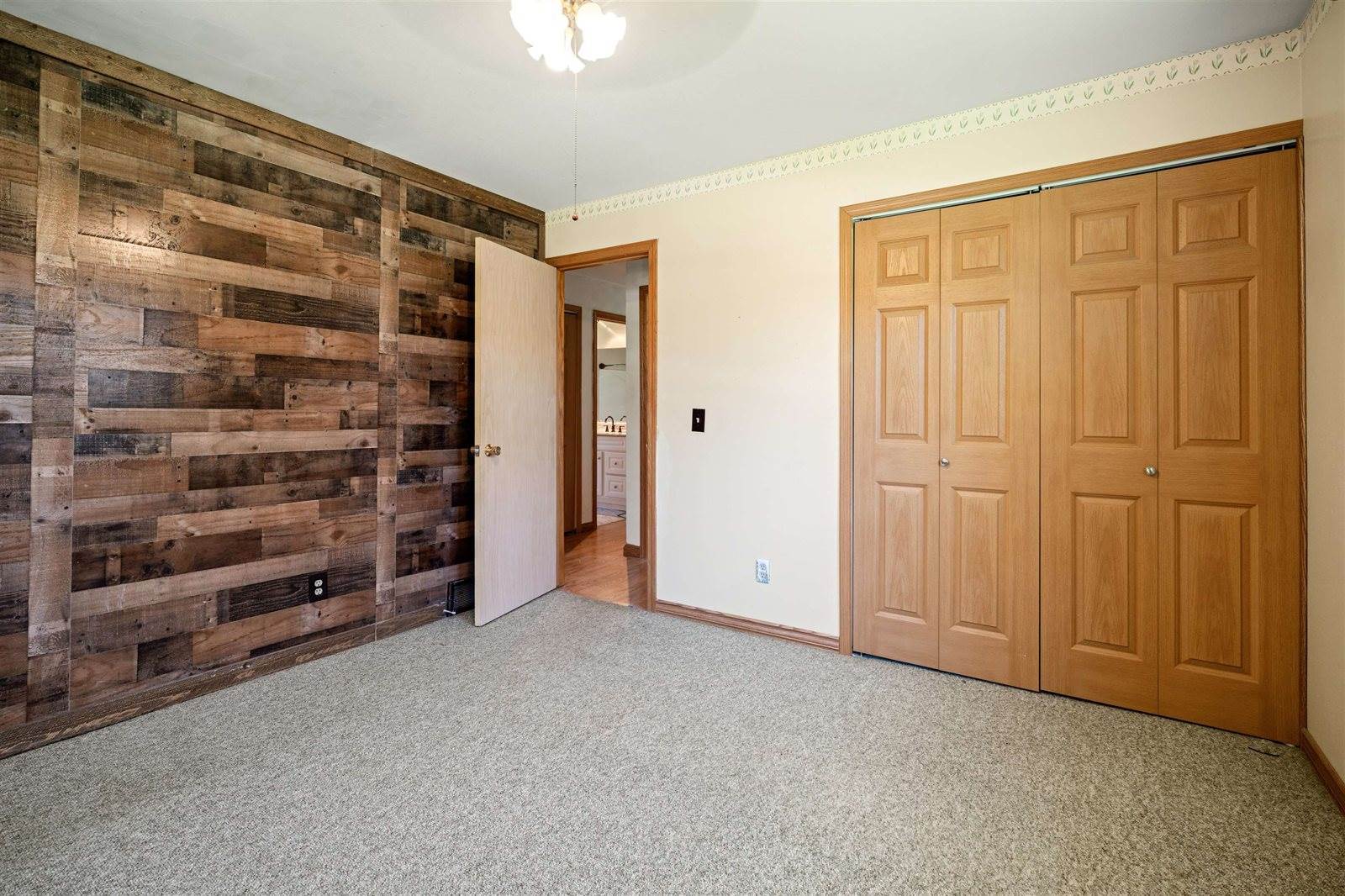 5511 Auburn Avenue, Wisconsin Rapids, WI 54494