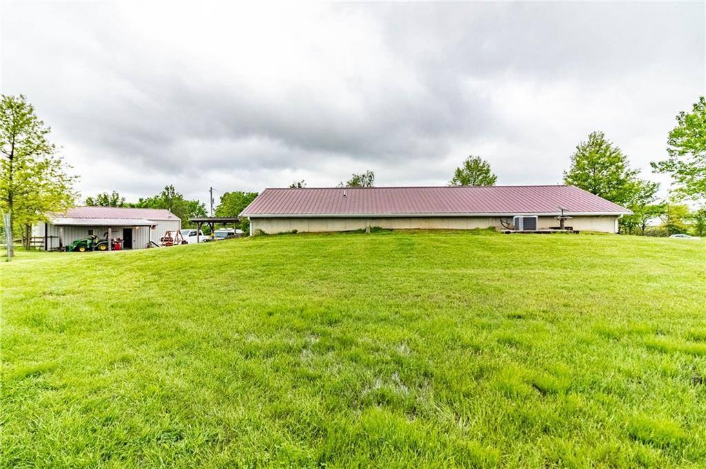 608 NW 1001st Road, Urich, MO 64788