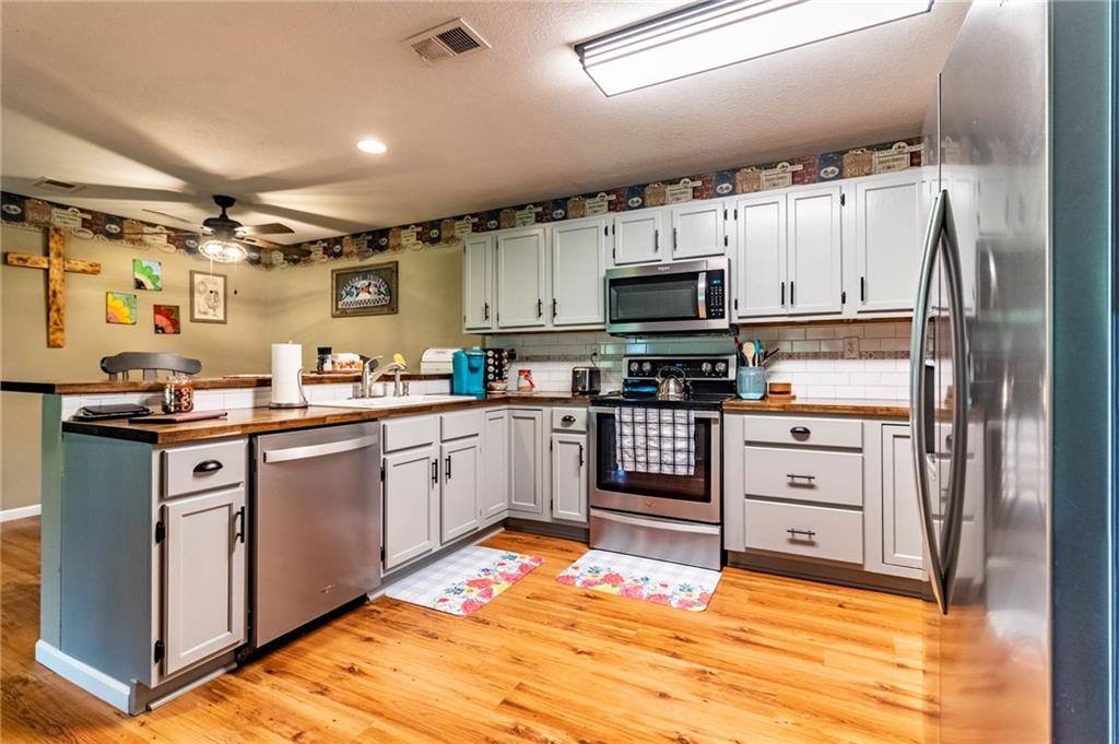 608 NW 1001st Road, Urich, MO 64788