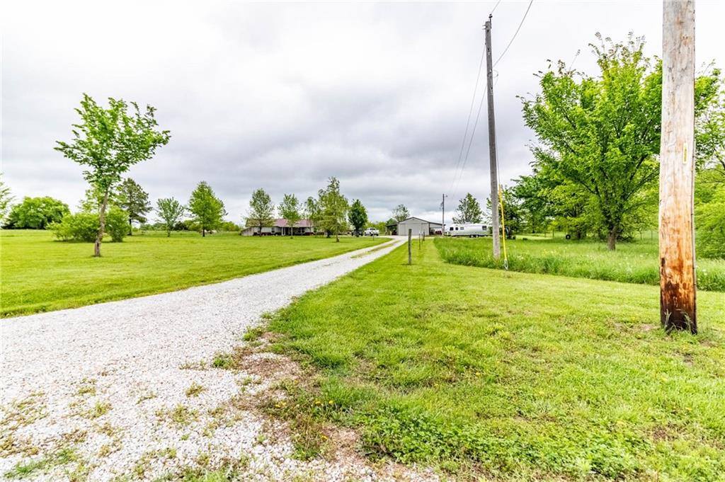 608 NW 1001st Road, Urich, MO 64788