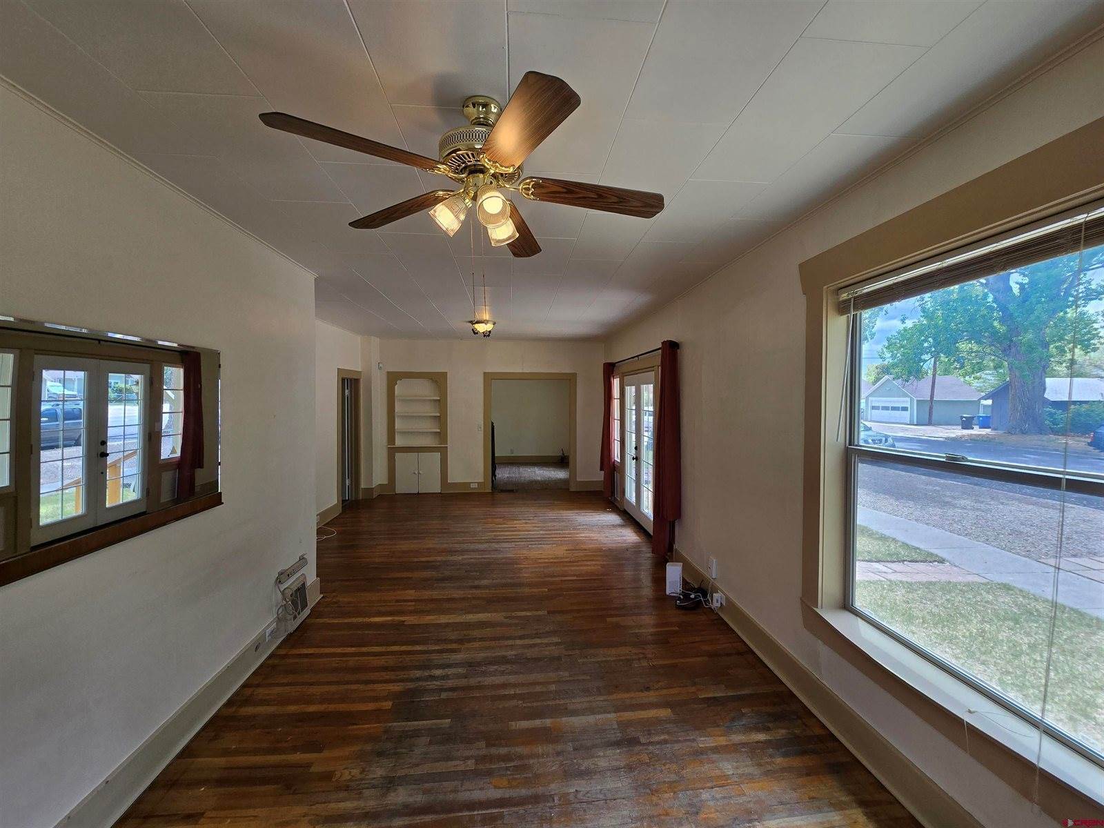 1202 S 1st Street, Montrose, CO 81401