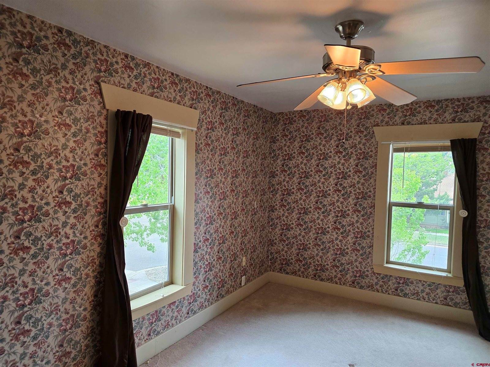 1202 S 1st Street, Montrose, CO 81401