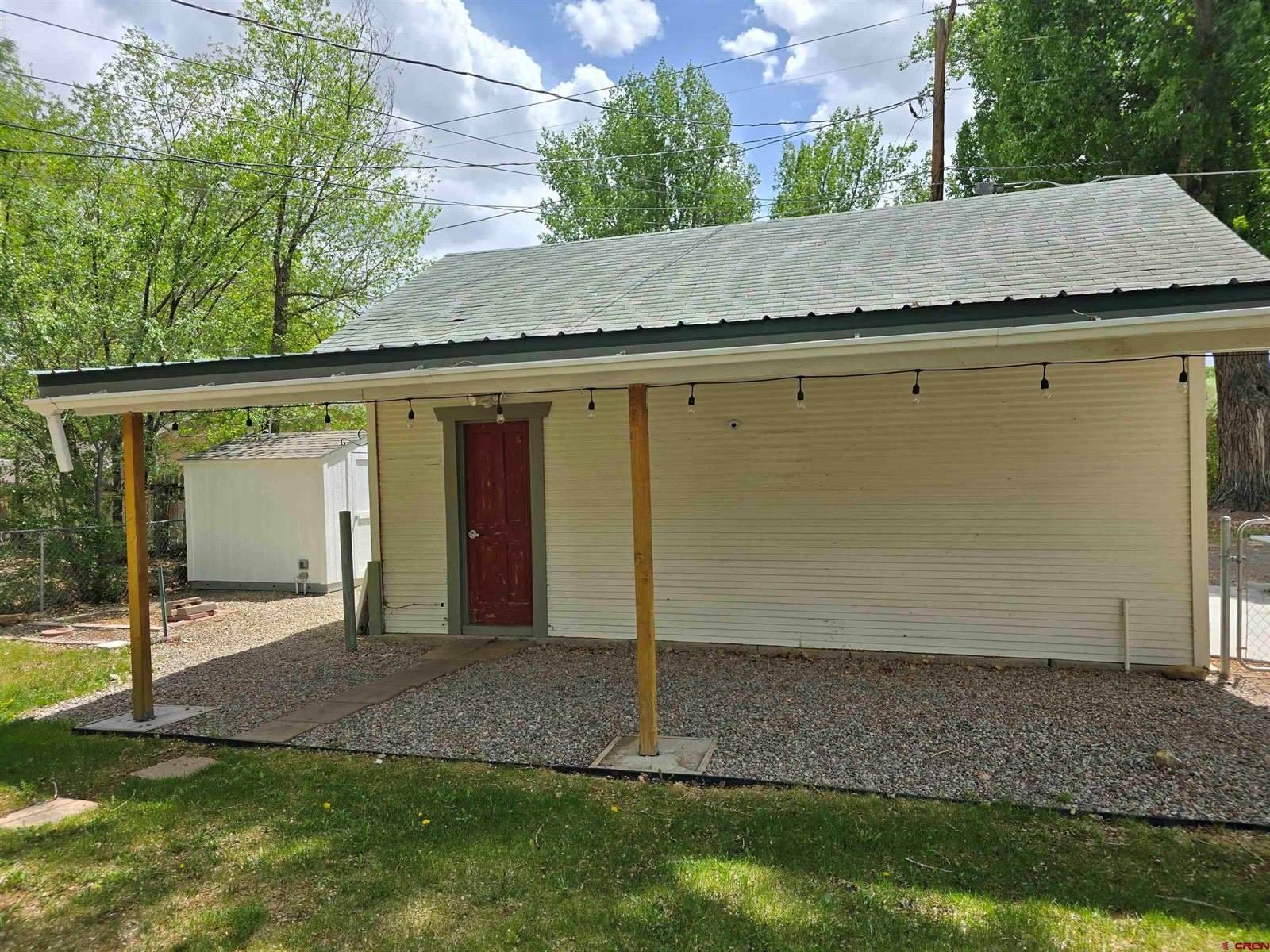 1202 S 1st Street, Montrose, CO 81401