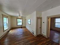 1202 S 1st Street, Montrose, CO 81401