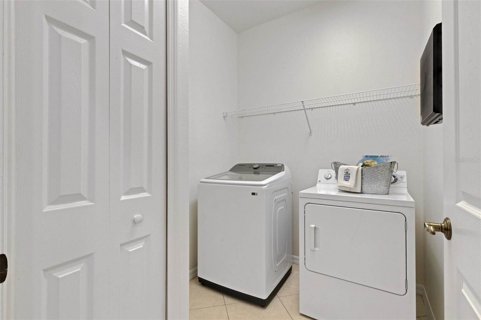 5633 Key Largo Court, Bradenton, FL 34203