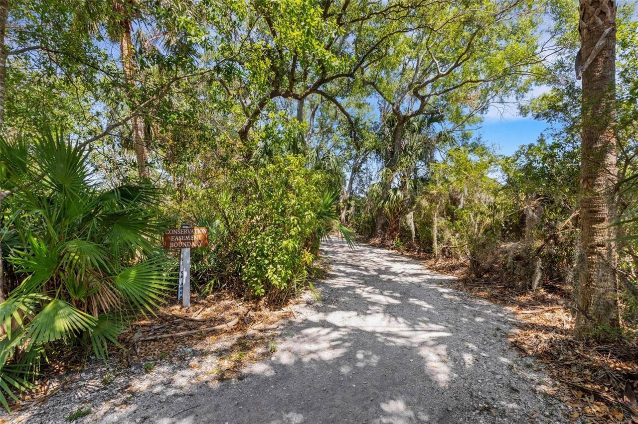 5633 Key Largo Court, Bradenton, FL 34203