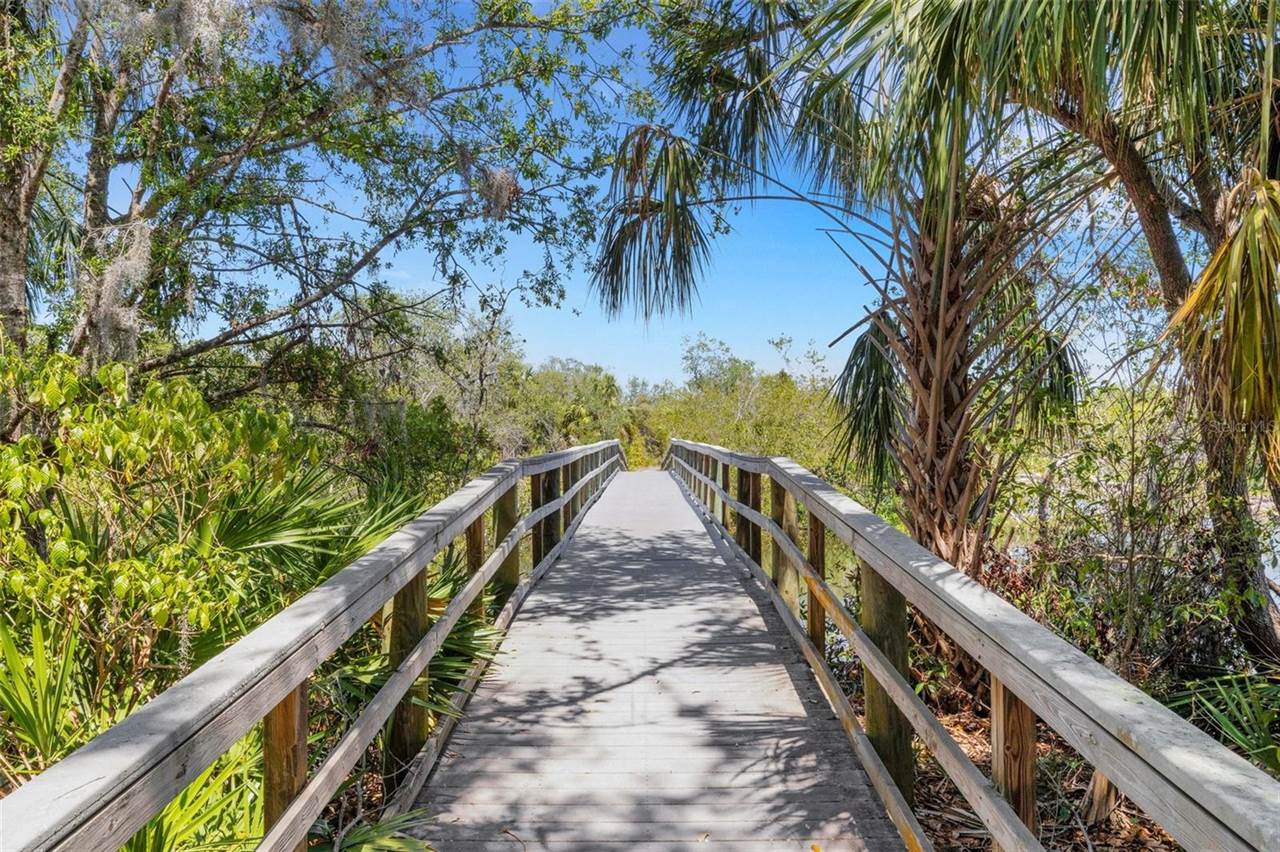 5633 Key Largo Court, Bradenton, FL 34203