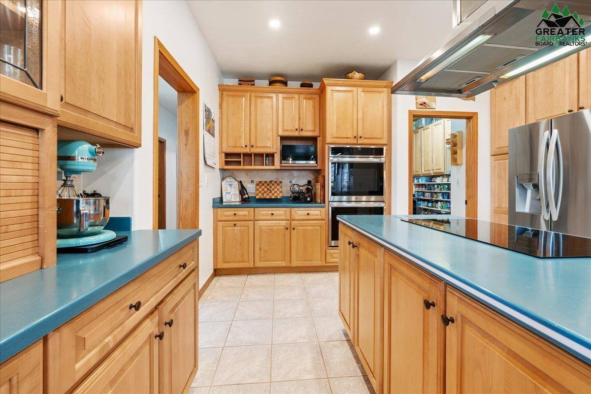 570 Knightsbridge Road, Fairbanks, AK 99709