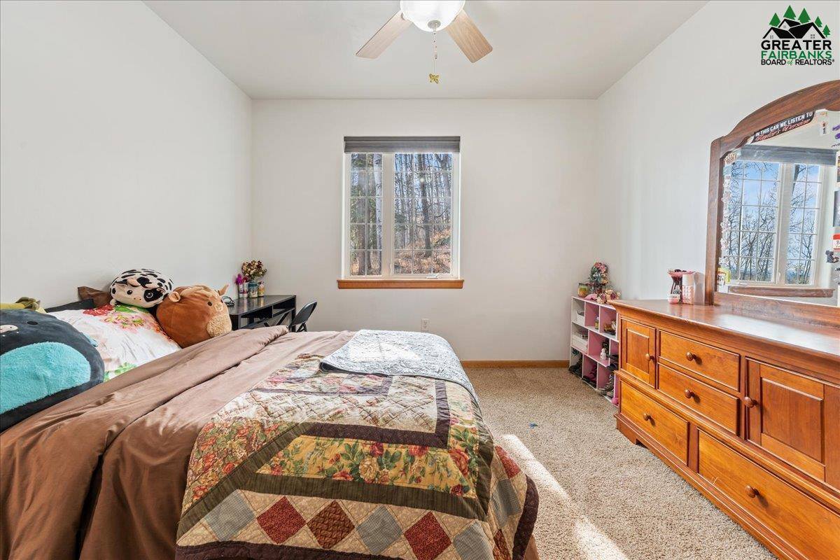 570 Knightsbridge Road, Fairbanks, AK 99709