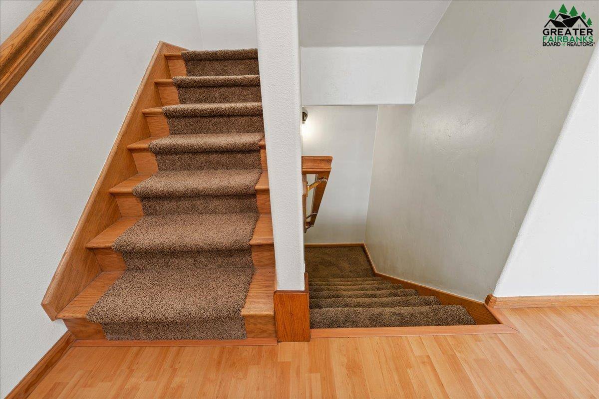 570 Knightsbridge Road, Fairbanks, AK 99709