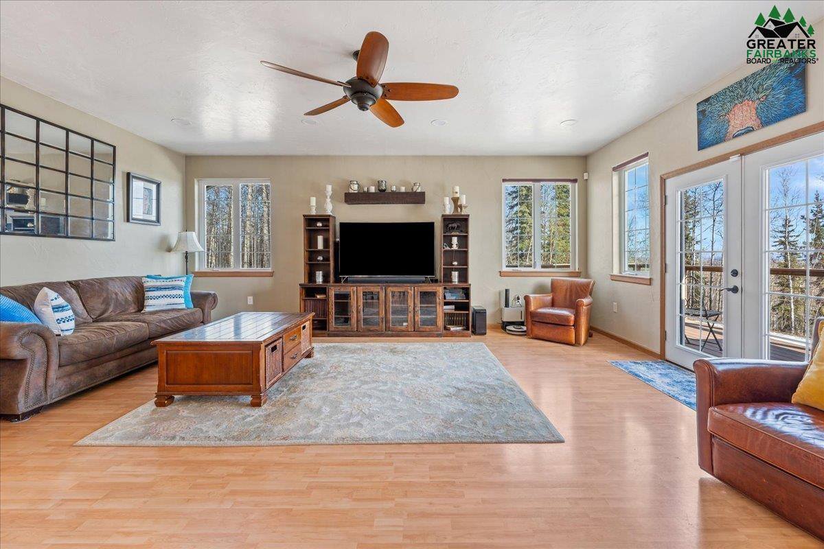 570 Knightsbridge Road, Fairbanks, AK 99709