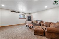570 Knightsbridge Road, Fairbanks, AK 99709