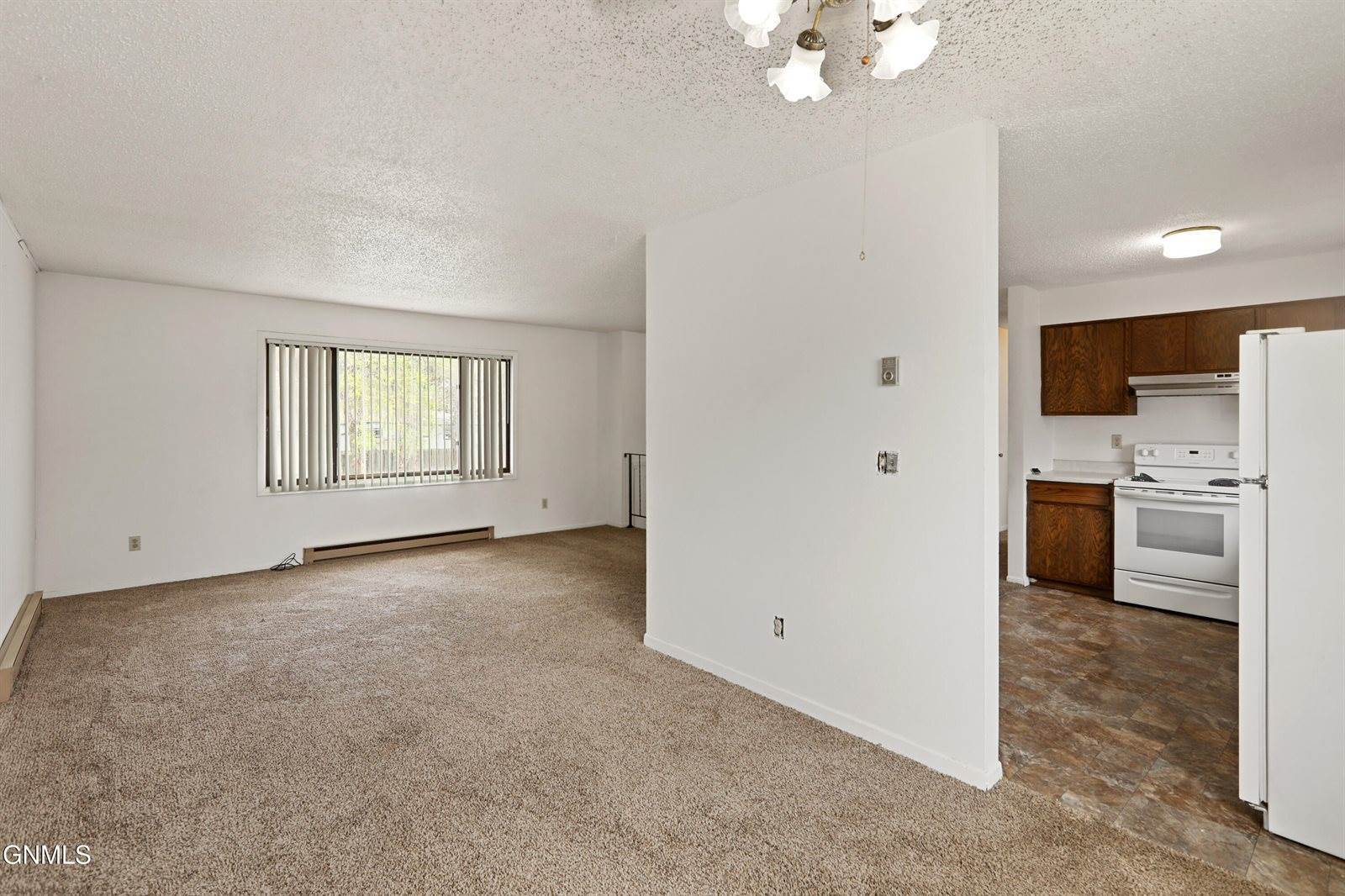 504 26th Street East, Williston, ND 58801