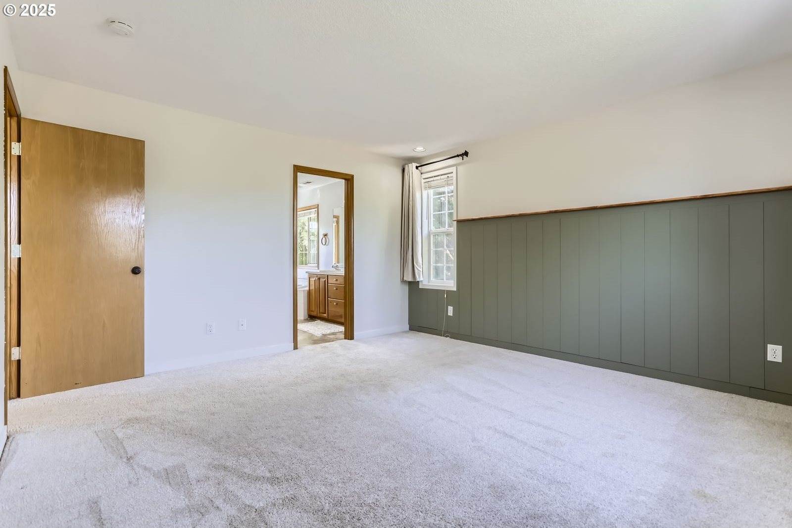 18843 Hein St, Oregon City, OR 97045