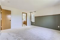 18843 Hein St, Oregon City, OR 97045