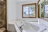 18843 Hein St, Oregon City, OR 97045