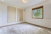 18843 Hein St, Oregon City, OR 97045