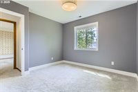 18843 Hein St, Oregon City, OR 97045