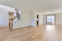 18843 Hein St, Oregon City, OR 97045