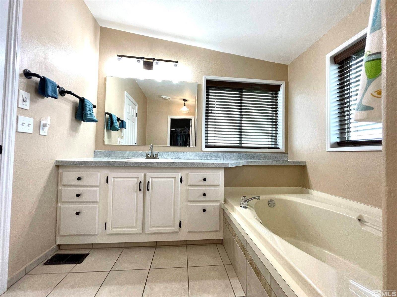 3075 Cougar Court, Winnemucca, NV 89445