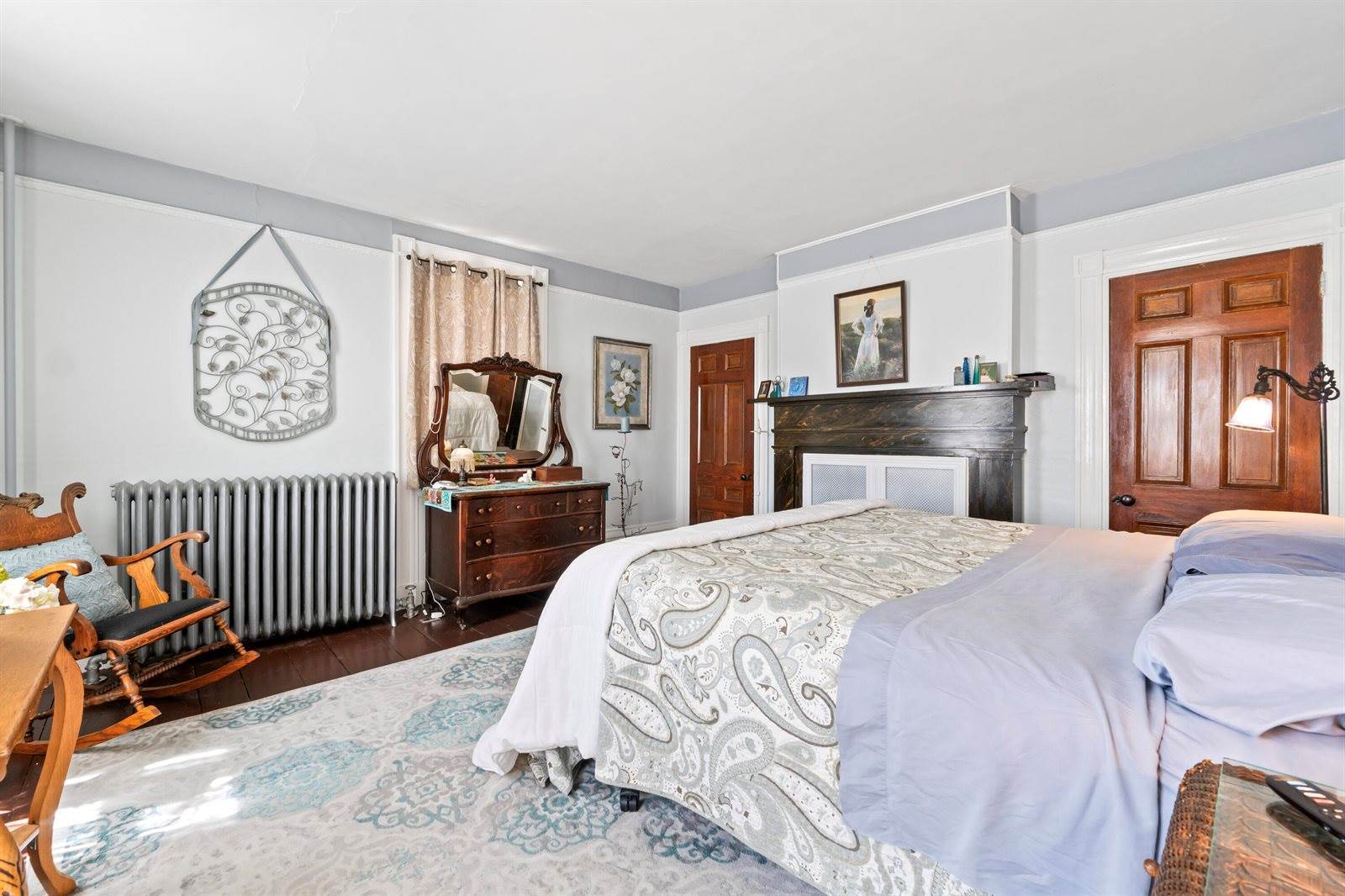 98 & 100 Main Street, Winthrop, ME 04364