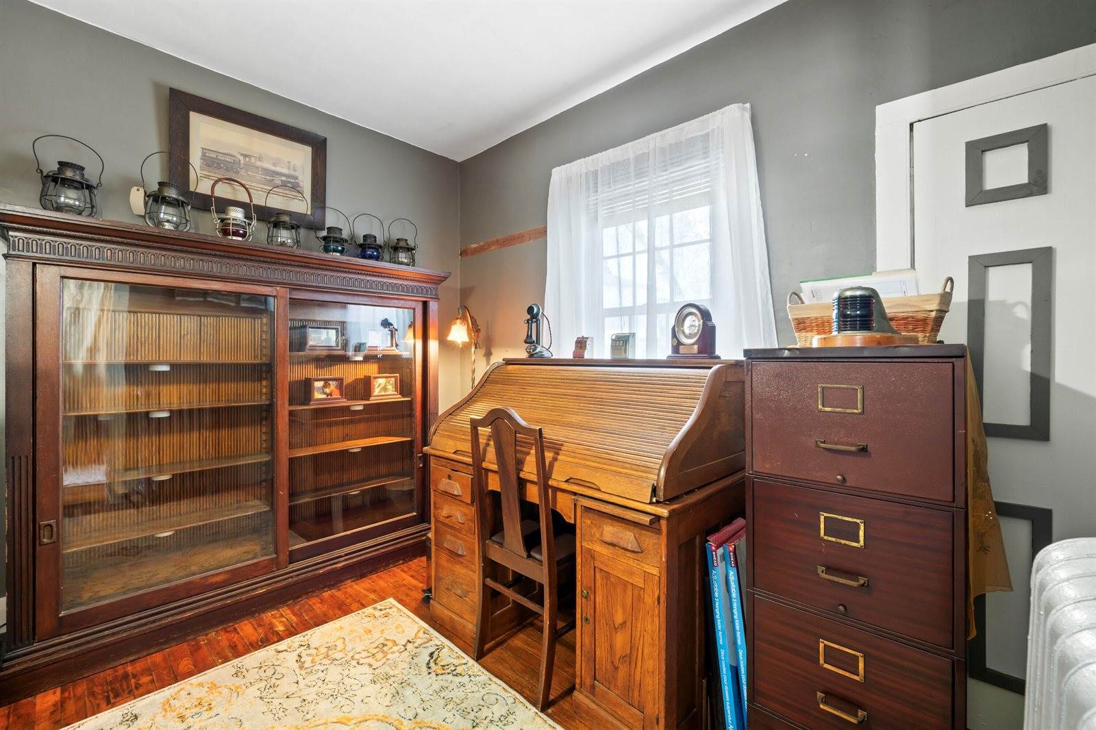 98 & 100 Main Street, Winthrop, ME 04364