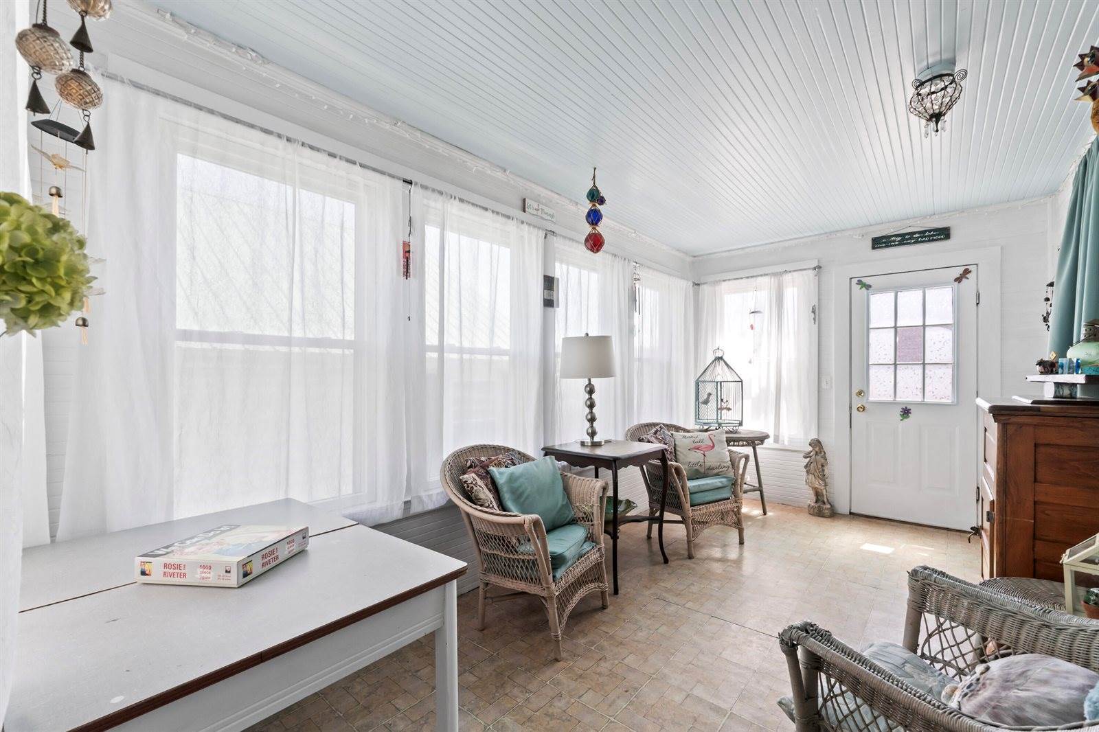 98 & 100 Main Street, Winthrop, ME 04364