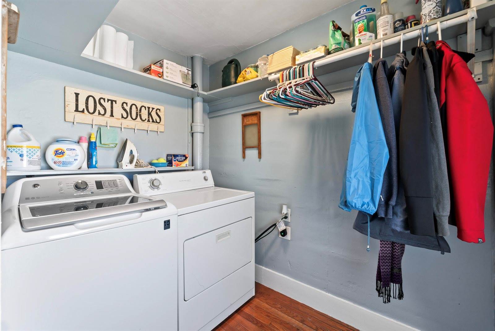 98 & 100 Main Street, Winthrop, ME 04364