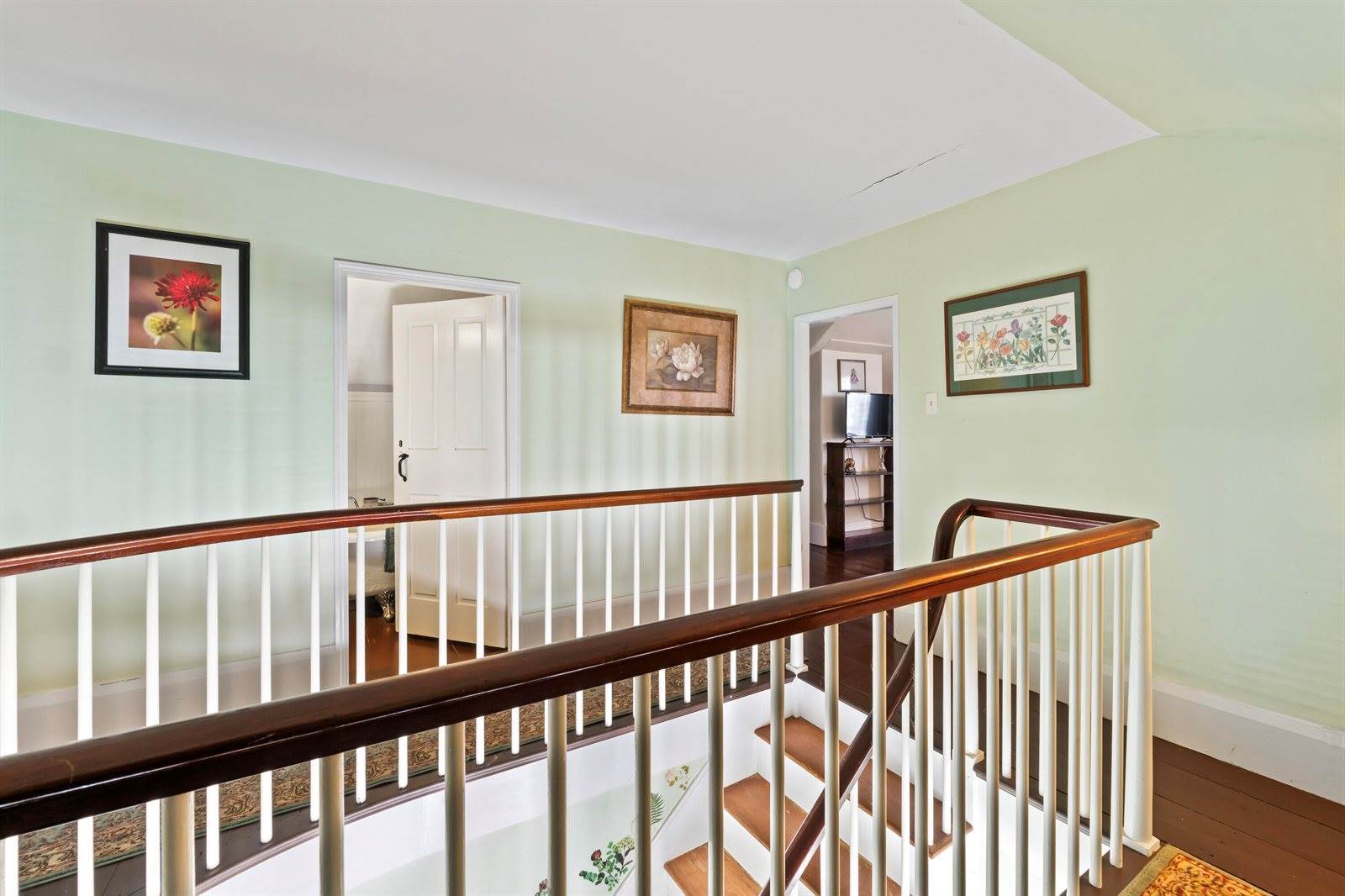 98 & 100 Main Street, Winthrop, ME 04364