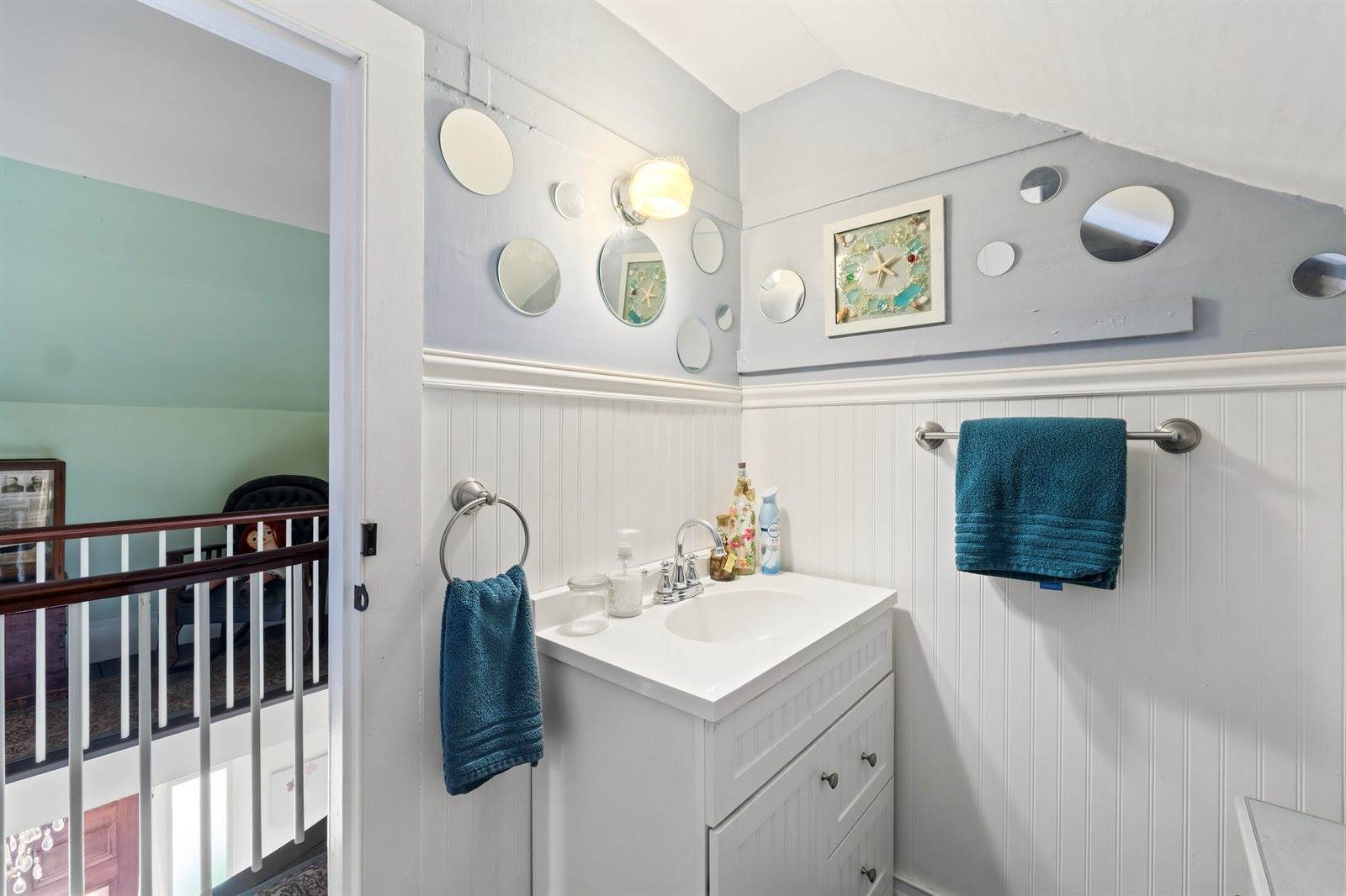 98 & 100 Main Street, Winthrop, ME 04364