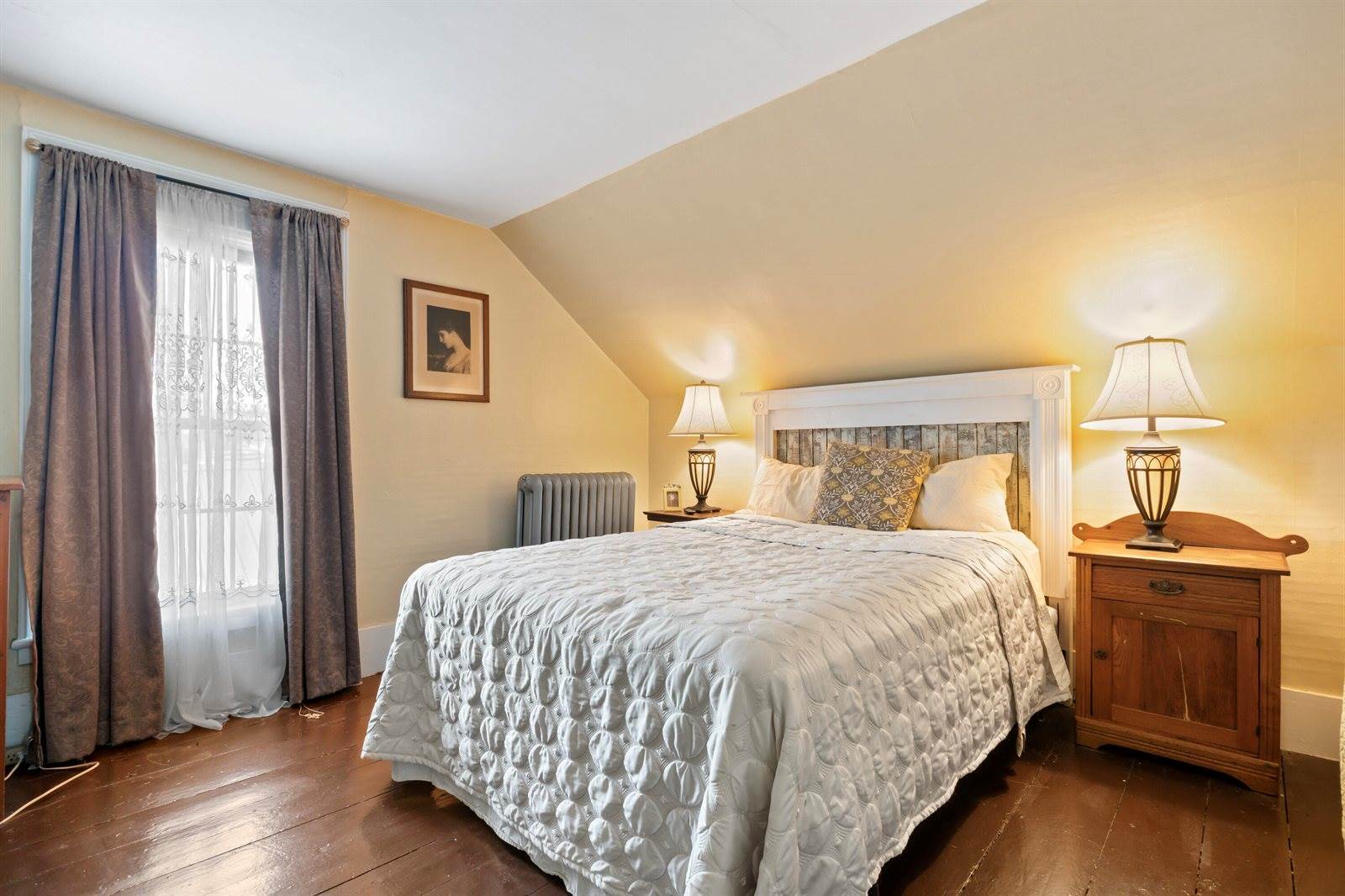 98 & 100 Main Street, Winthrop, ME 04364