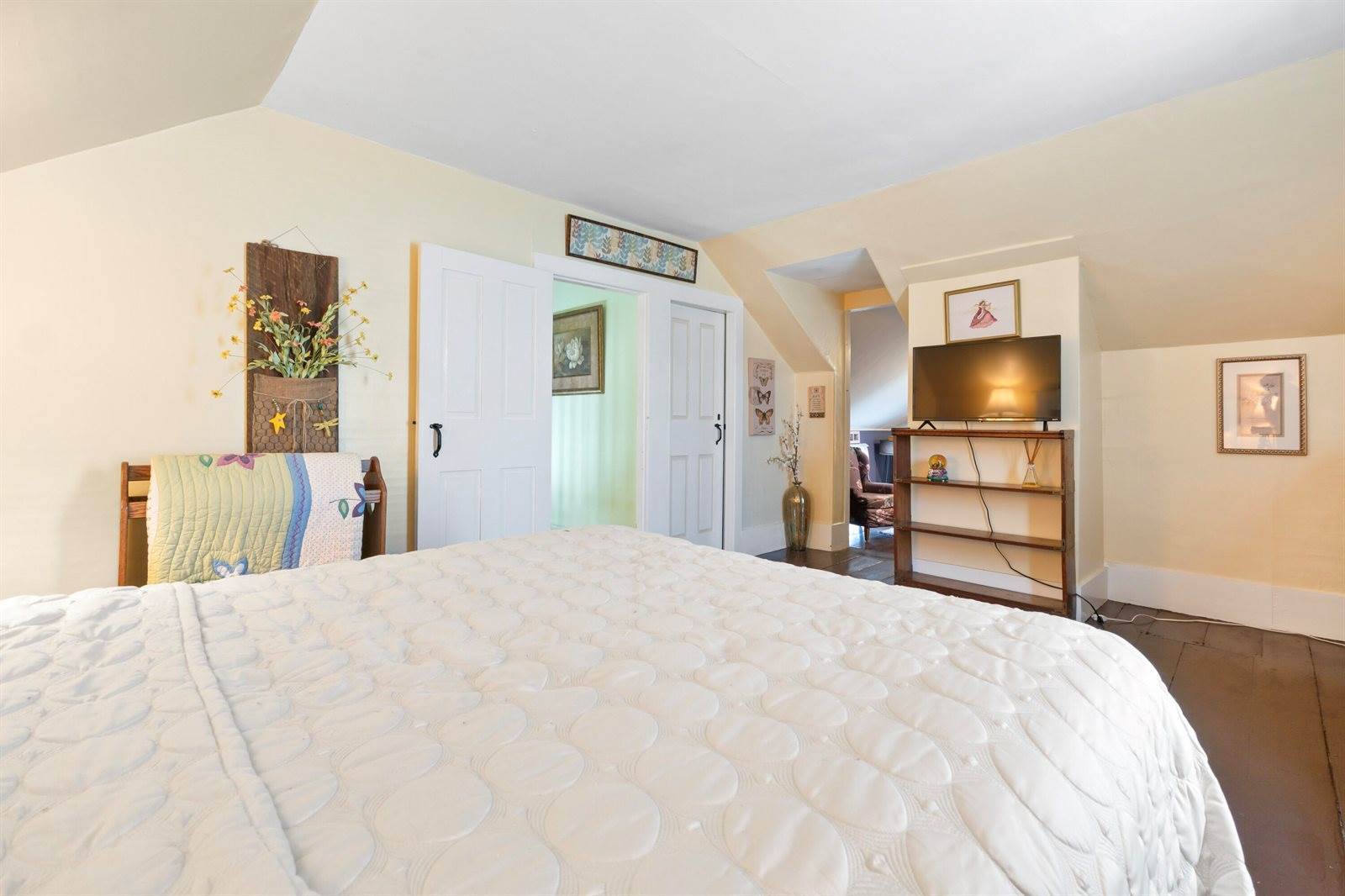 98 & 100 Main Street, Winthrop, ME 04364